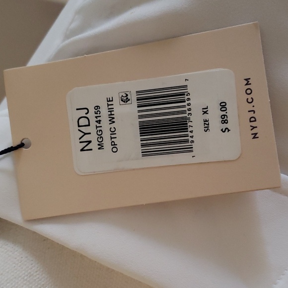 NYDJ. WHITE BLOUSE NWT - Picture 3 of 6